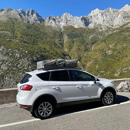 4x4 Car Campismo de Luxo Theth