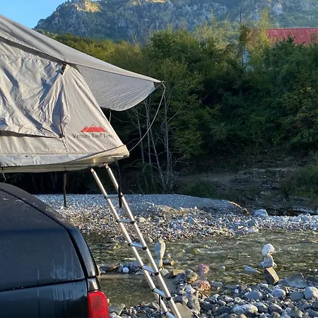 4x4 Car Campismo de Luxo *